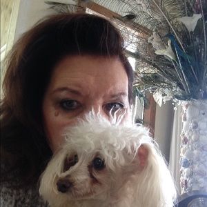 Meet your Posher, Dena